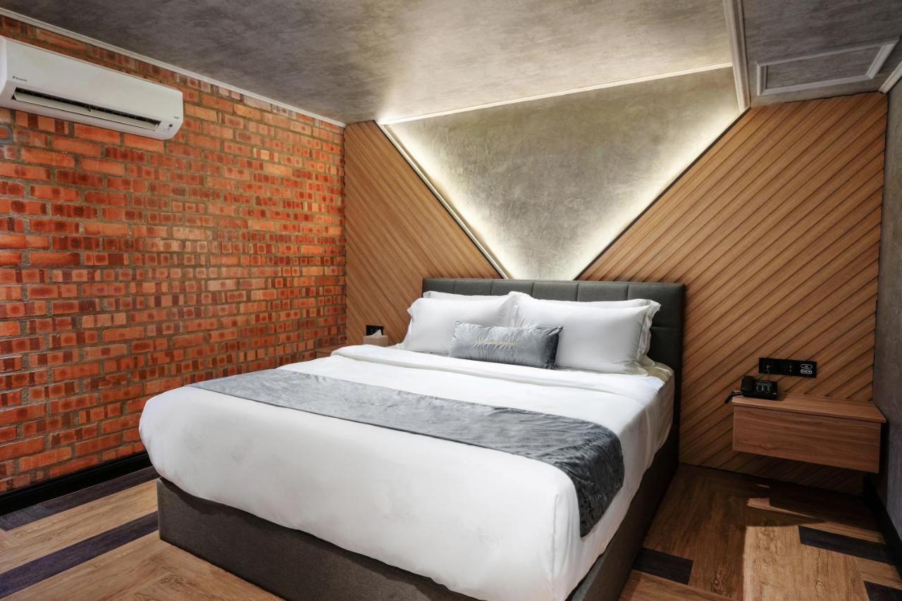 A&R Urban Hotel Kuala Lumpur Extérieur photo