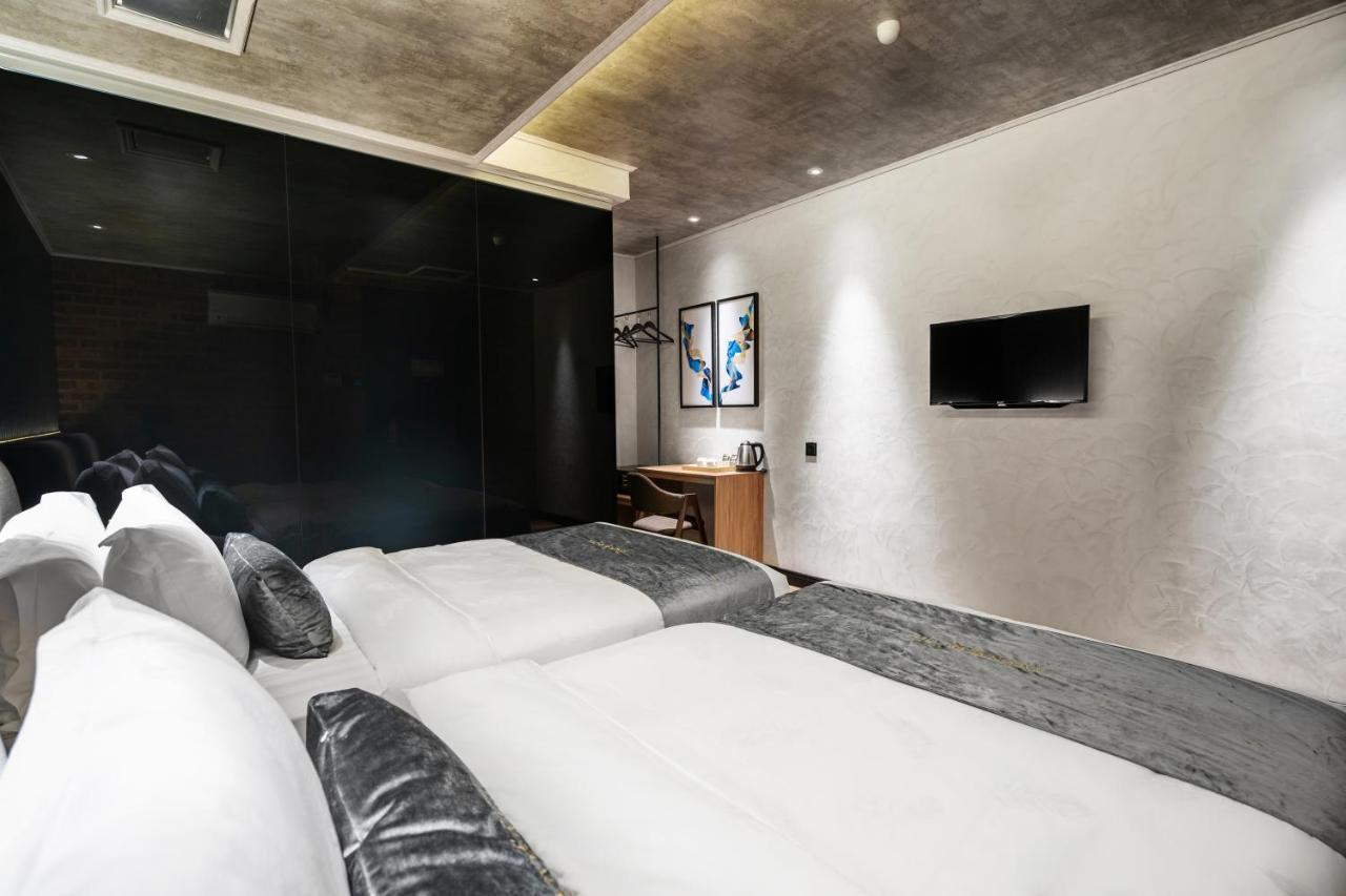 A&R Urban Hotel Kuala Lumpur Extérieur photo
